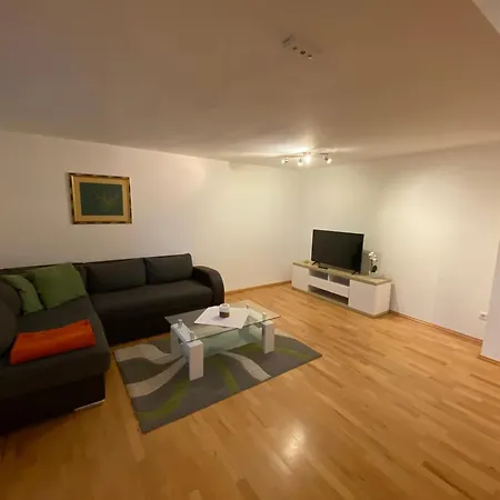 Apartment Bindl *