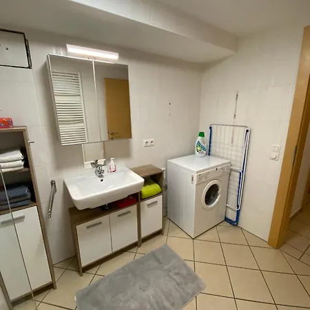 Bindl Apartment *